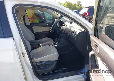 2020 Volkswagen Tiguan 2.0T Se/2.0T Se R-Line Black/2.0T Sel z USA, uszkodzony, nr VIN 3VV2B7AX5LM062536